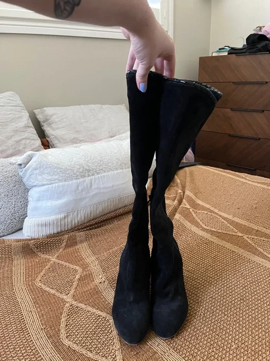 Sézane Black Suede Gabriella Knee-High Boots - Picture 2 of 3